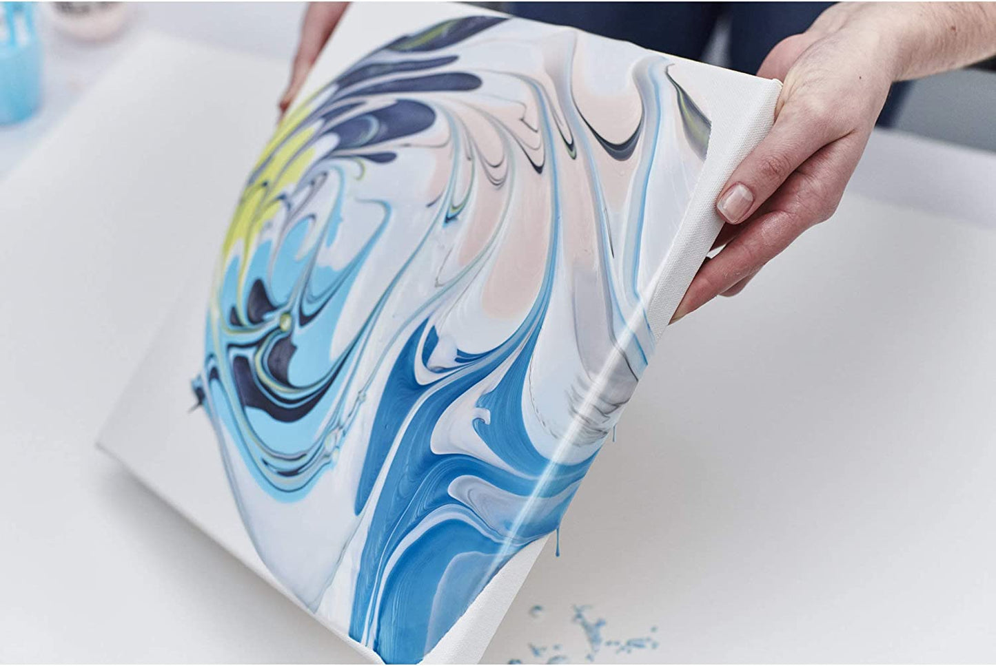 Professional Effects Medium, 473Ml (16-Oz), Iridescent Pouring Medium