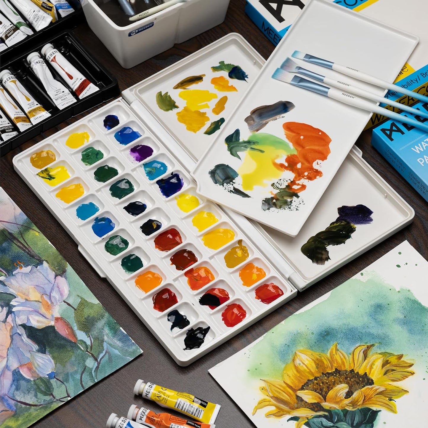 Watercolor Palette with Lid: 33 Wells Airtight Folding Paint Palette with Large Mixing Tray - Empty Acrylic Painting Art Pallet 12.5''X 6.5'' Black